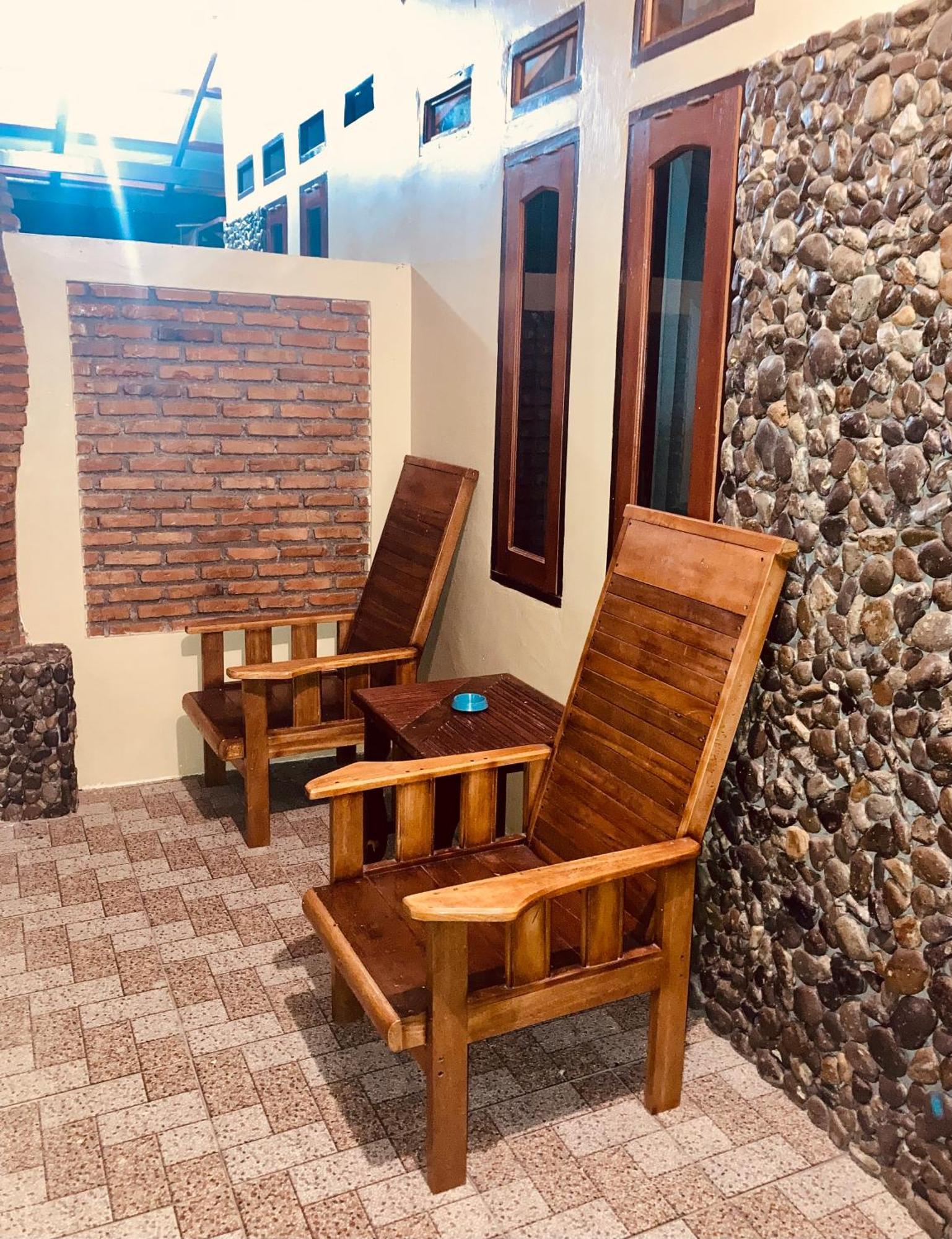 R5 Keramba Inn بوكيت لاوانج المظهر الخارجي الصورة
